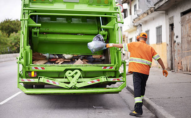 Best Garage Cleanout  in Dade City North, FL